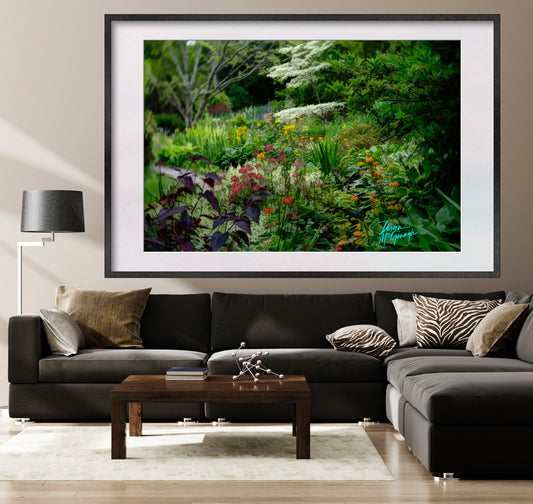 Decorating with Botanical Prints: Bringing Nature