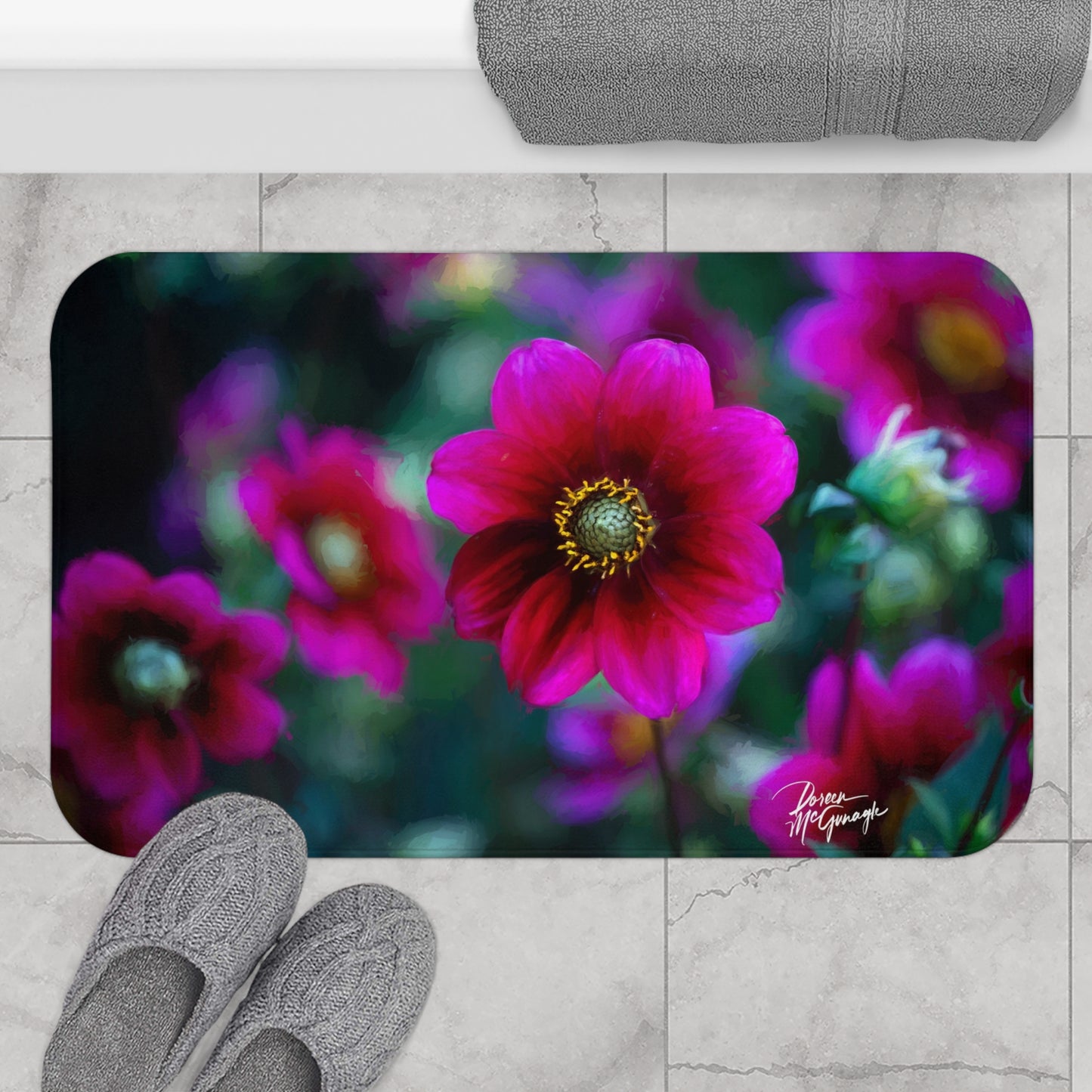 Bath Mat: Heart of Dahlia Dreams – Nature-Inspired Comfort