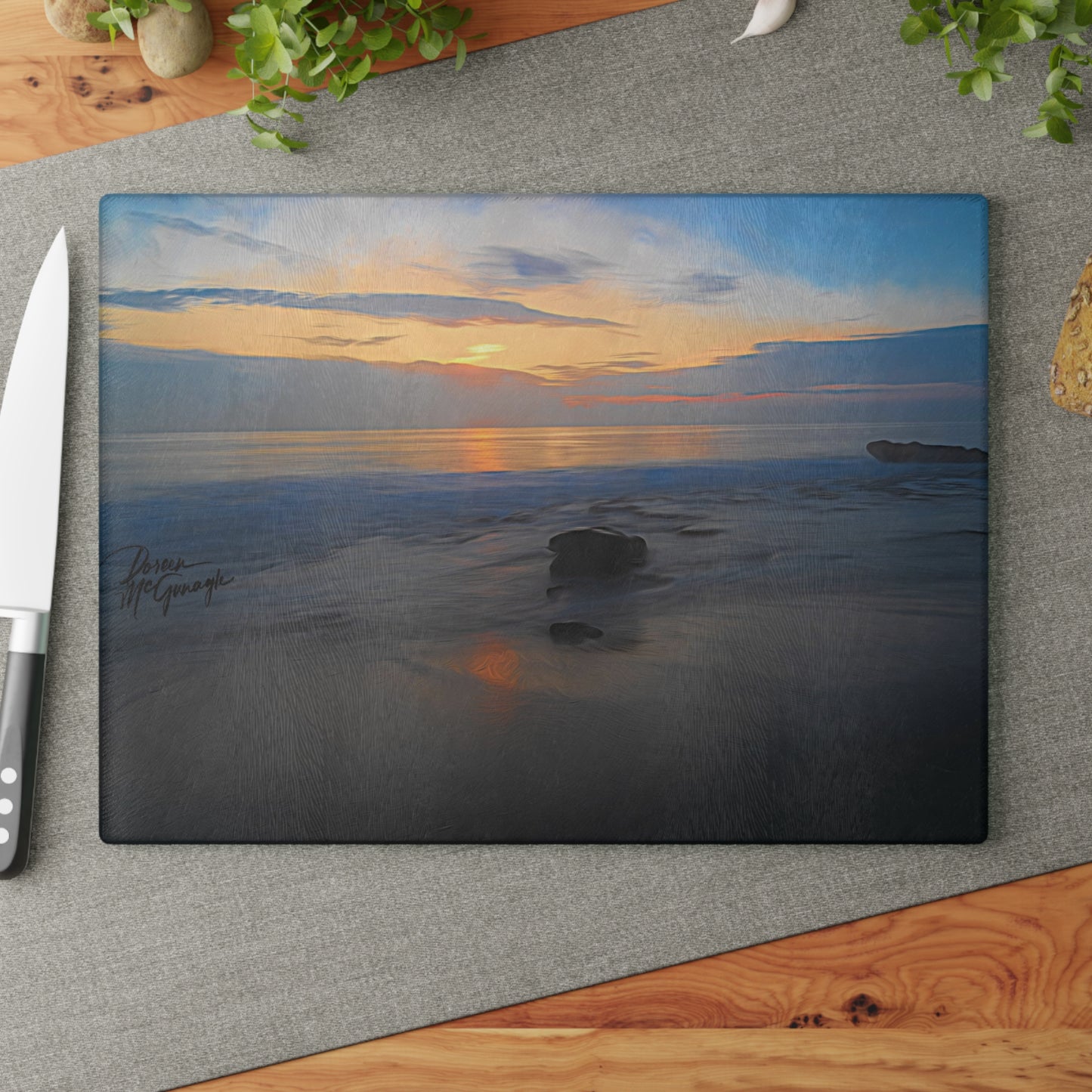 Artistic Oceanic Dawn Glass Cutting Board with Nature-Inspired Design