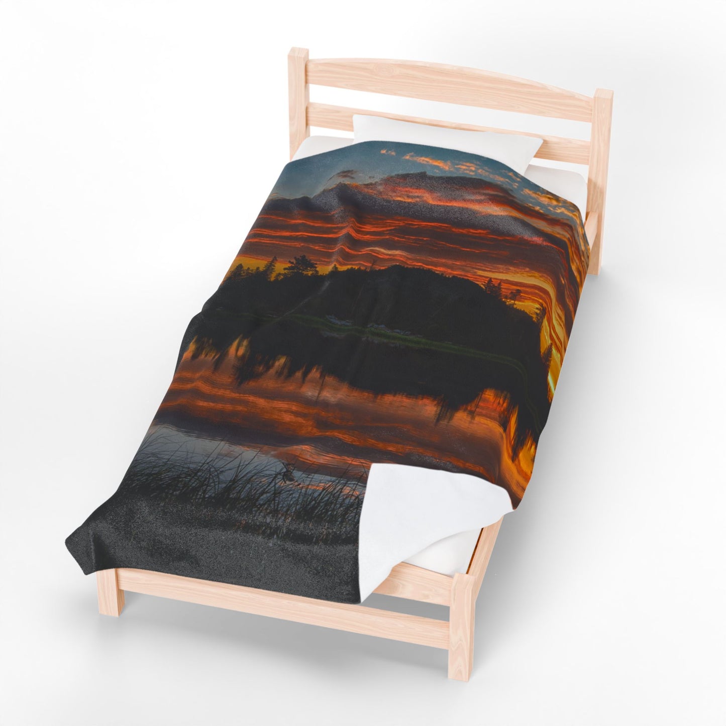 Sunset Reflection Velveteen Plush Blanket | Cozy Home Decor, Warm Throw for All Seasons, Perfect for Gifts & Relaxation Sunrise Crested Butte