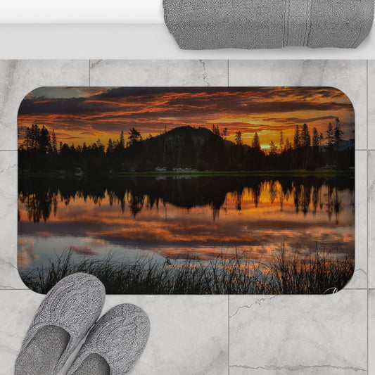Sunset Reflection Bath Mat, Cozy Bathroom Decor, Nature Lover Gift, Spa Accessory, Home Comfort, Gift for Her