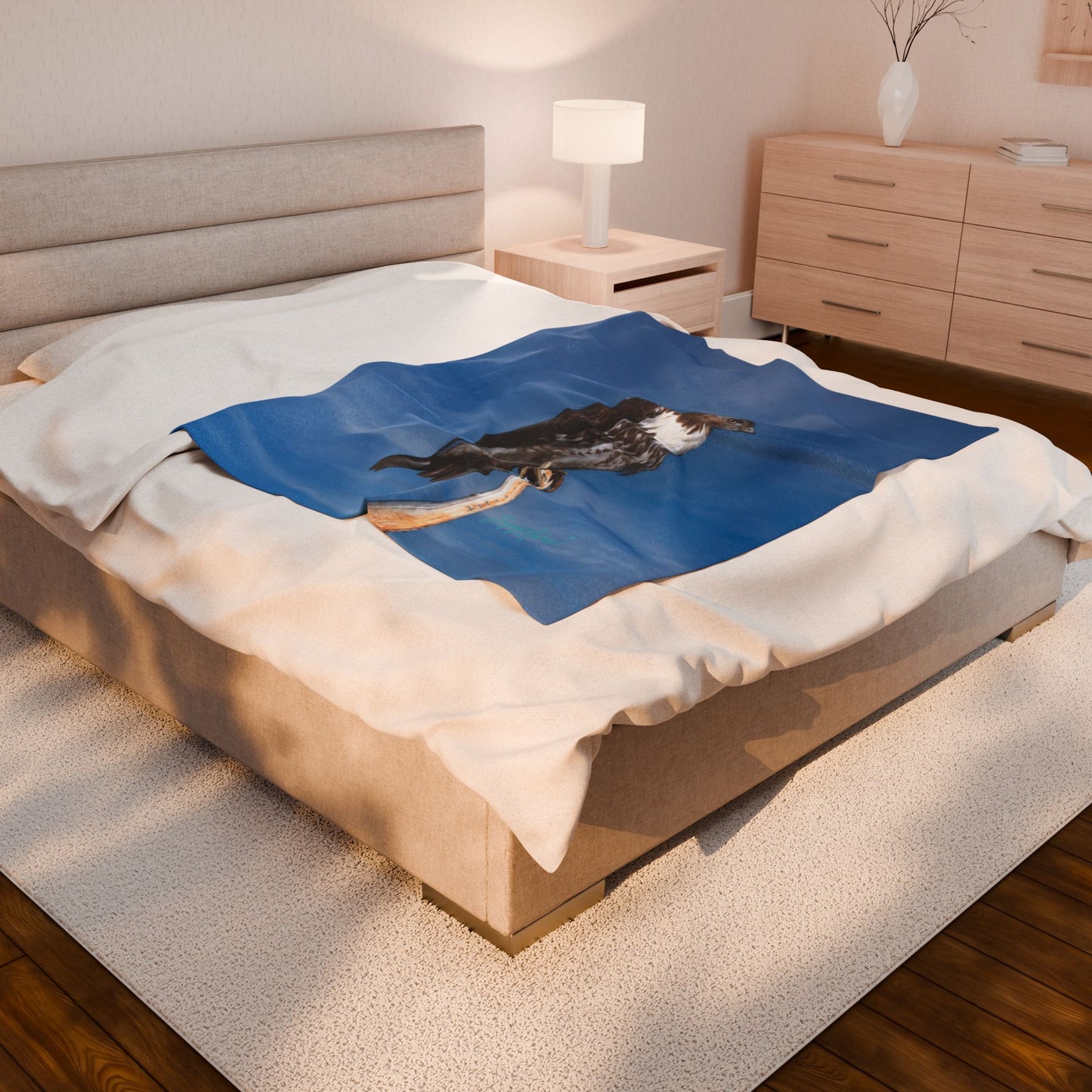 Osprey Velveteen Plush Blanket – Nature-Inspired Comfort for Bird and Wildlife Lovers