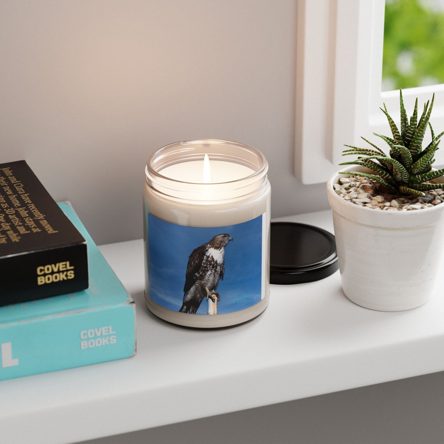 Osprey-Inspired Scented Soy Candle – Nature-Inspired Serenity for Bird Lovers