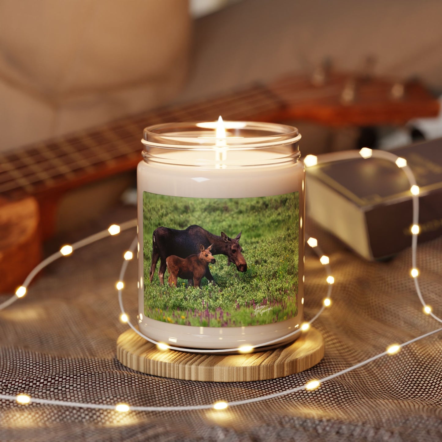 Scented Soy Candle with Moose and baby  Design - Eco-Friendly Home Décor, Farmhouse Gift, Aromatherapy, Relaxation, Nature-Inspired Moose with baby