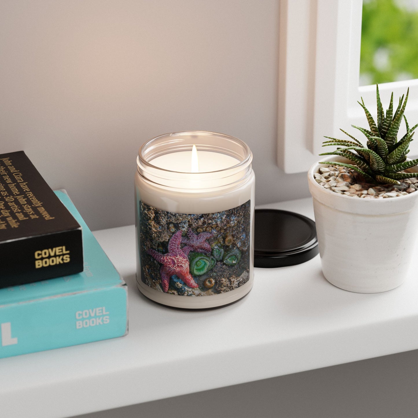 Beach-Inspired Scented Soy Candle – Coastal Serenity and Marine Life Elegance